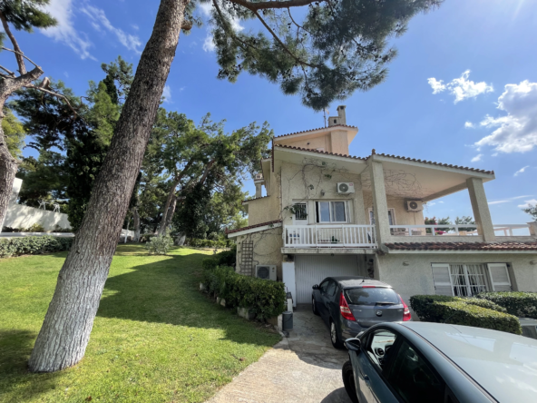 Elegant Villa for Sale in Pefki (10)