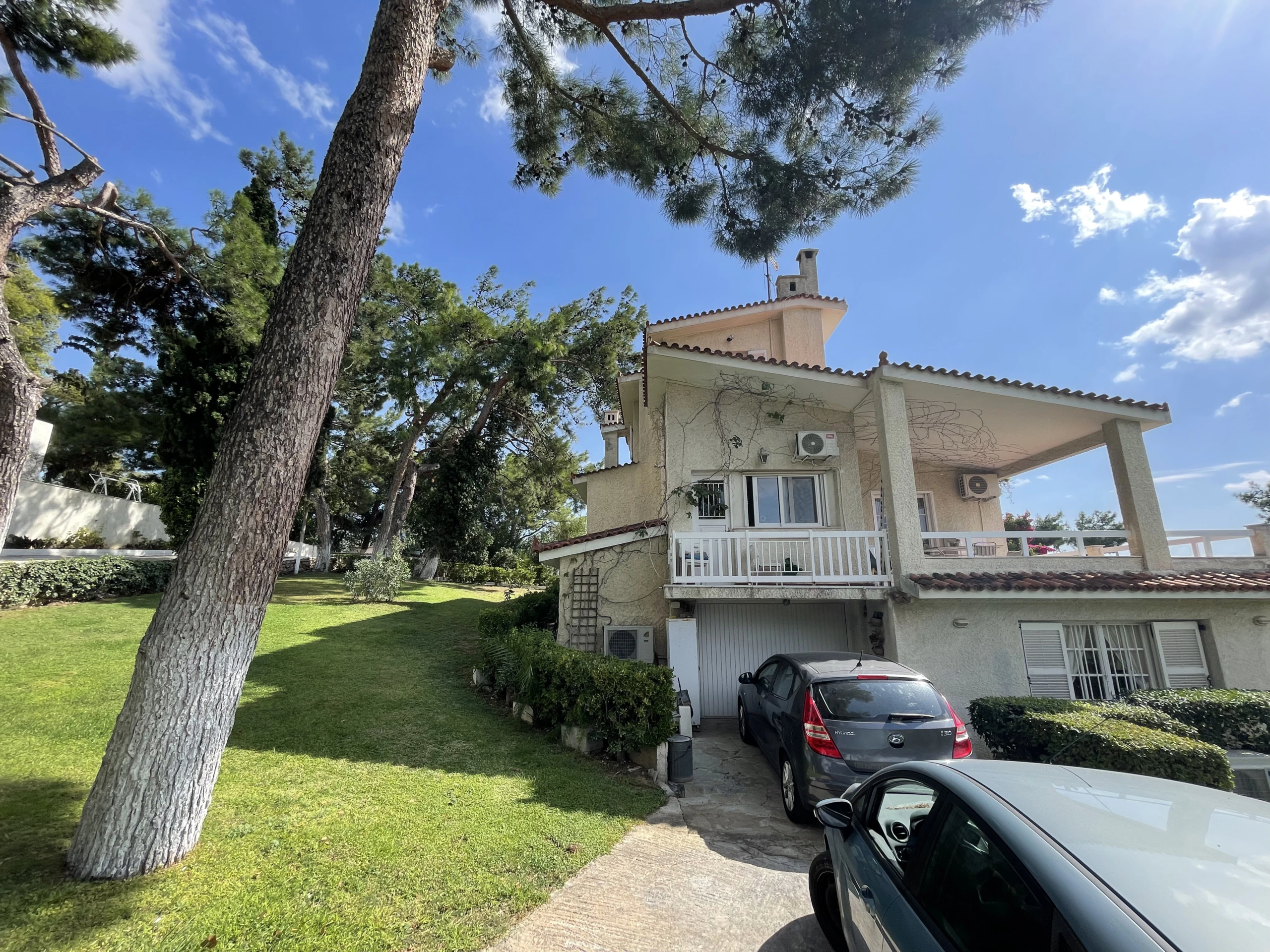 Elegant Villa for Sale in Pefki