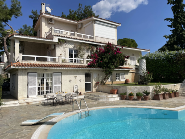Elegant Villa for Sale in Pefki (29)