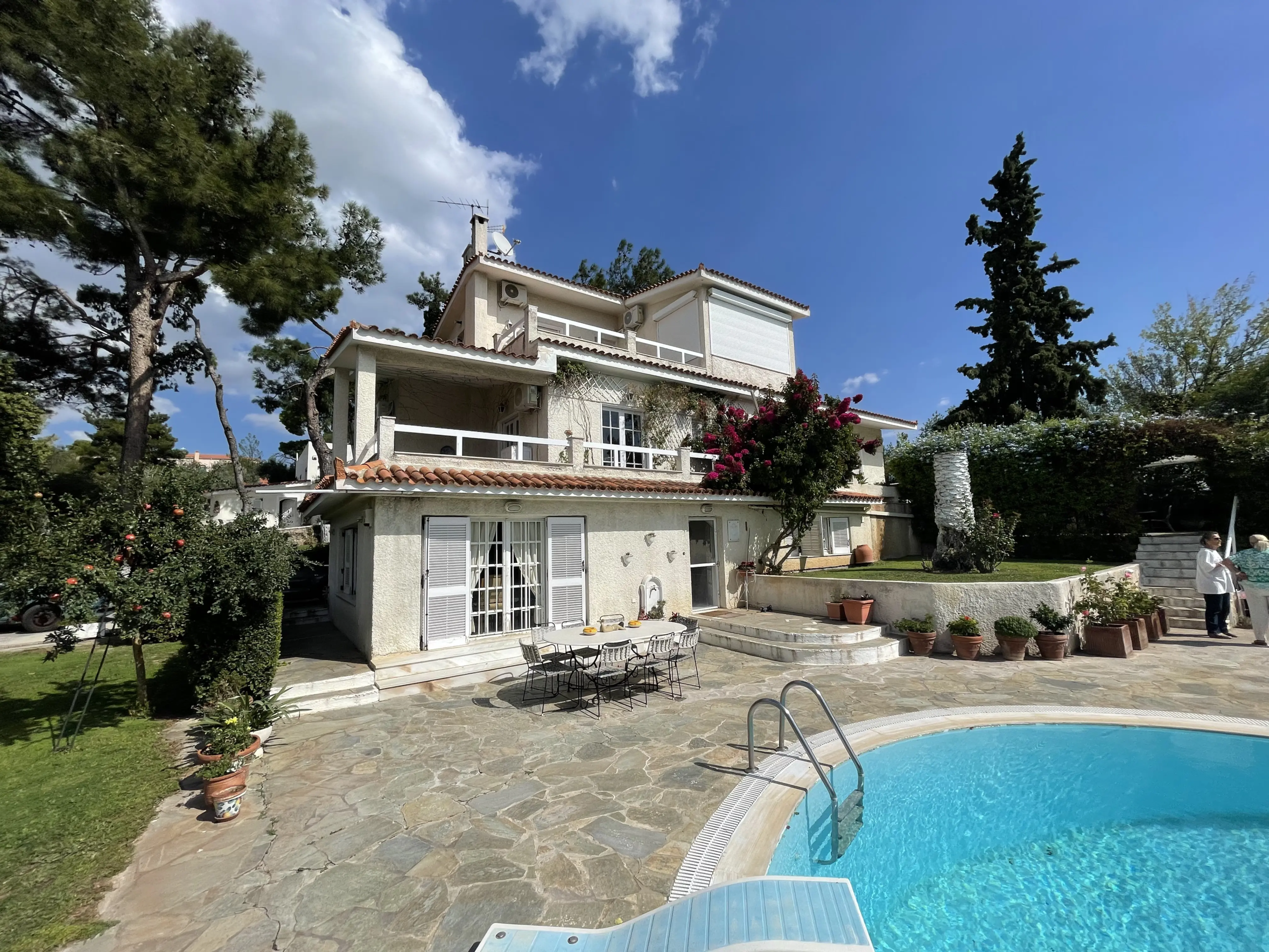 Elegant Villa for Sale in Pefki