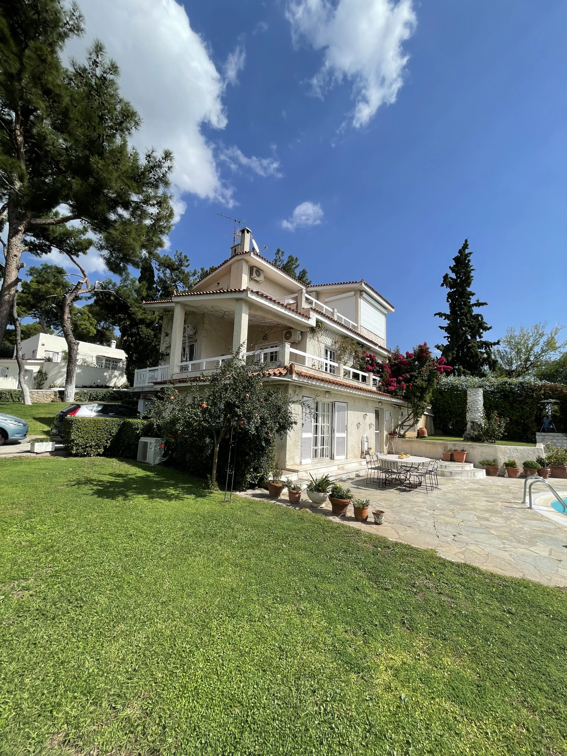 Elegant Villa for Sale in Pefki