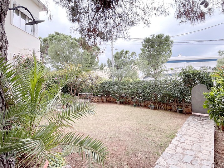 Luxury apartment for rent in the area of Papagou