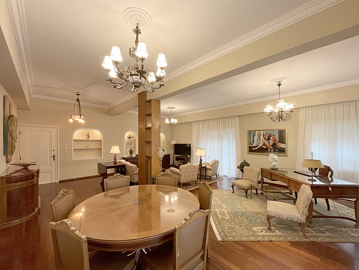 Luxury apartment for rent in the area of Papagou