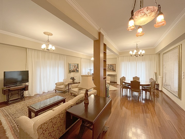 Luxury apartment for rent in the area of Papagou